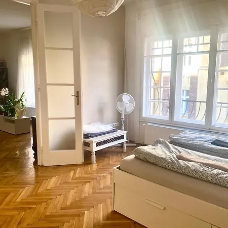Radnoti Art Studio * Budapest